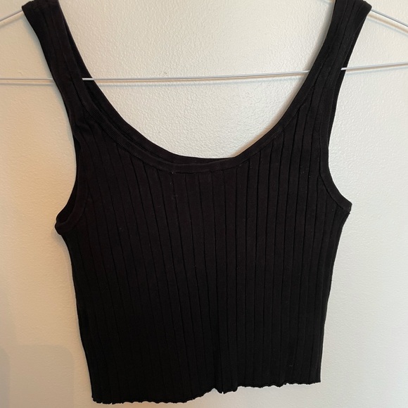 H&M Tank - Picture 3 of 4